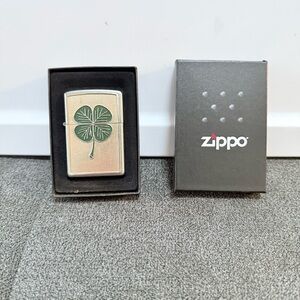 Zippo Lighter Lucky Clover Silver 20364